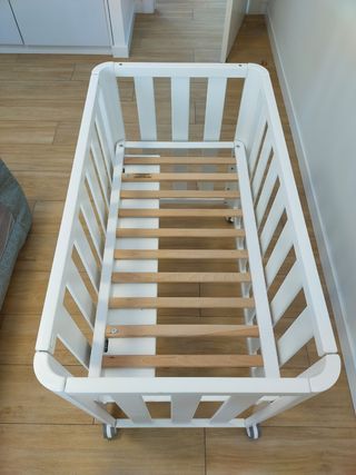 Cuna Doco Sleeping Blanca + 2 juegos sabanas.