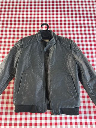 Chaqueta de cuero para niño