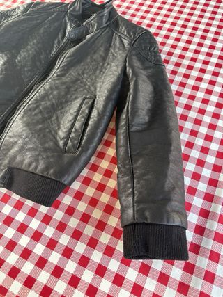 Chaqueta de cuero para niño