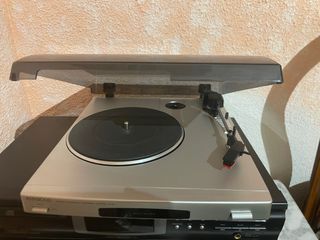 Giradiscos Kenwood P-110 Automático Plata