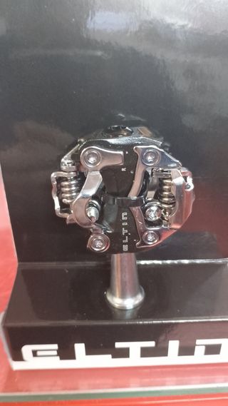 Pedales automáticos Eltin