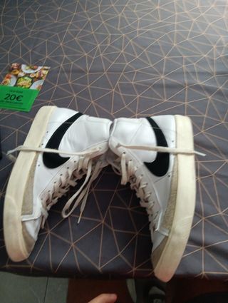 Nike Blazer Blancas y Negras