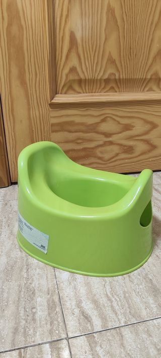 Orinal y adaptador infantil