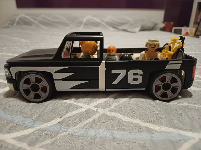 Coche ranchera Playmobil con figuras y bici