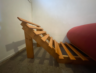 Futón sofá cama madera maciza y colchón