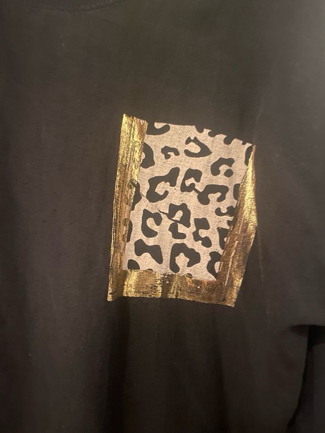 Maglia nera con motivo