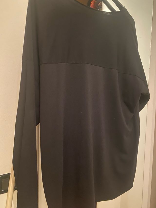 Maglia nera con motivo