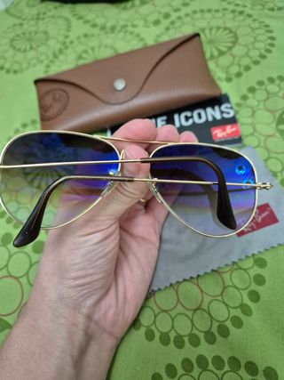 Gafas de sol Ray-Ban Aviator doradas
