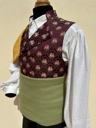 VENTAS TRAJE DE BATURRO