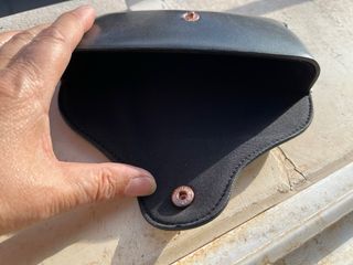 Funda para gafas negra con corazón
