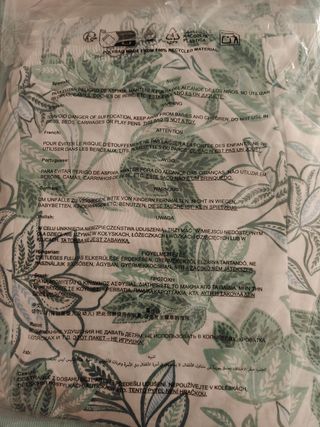 Pijama Women'secret verde con etiqueta