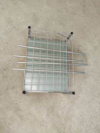 Mesa metálica desmontable 
