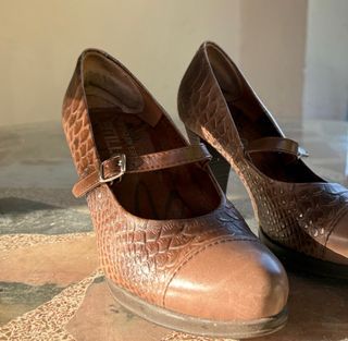 Zapatos Pitillos Marrones