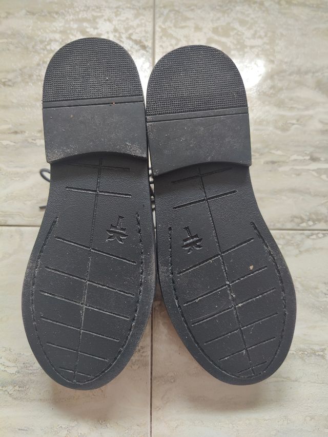 Zapatos de vestir negros para niño