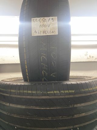 Neumático Michelin 225/50 R19 100V