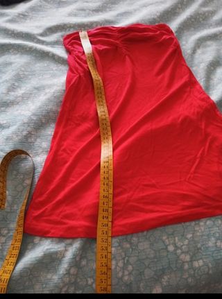 Top senza spalline rosso