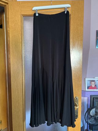 Falda flamenca larga negra