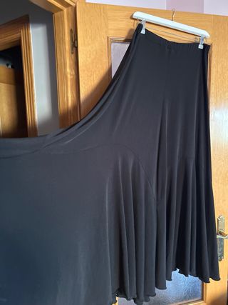 Falda flamenca larga negra