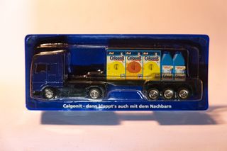 5 Camiones MAN de Juguete en Estuche Original