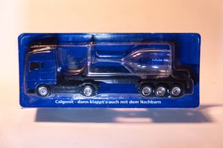 5 Camiones MAN de Juguete en Estuche Original