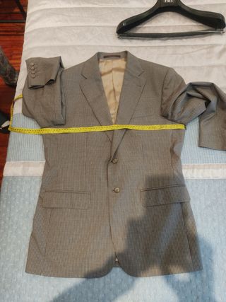 Traje Pedro del Hierro Ducati Edición Especial 