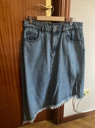 Falda vaquera midi nueva