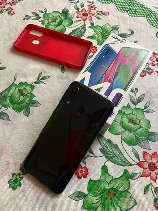 Samsung Galaxy A40 