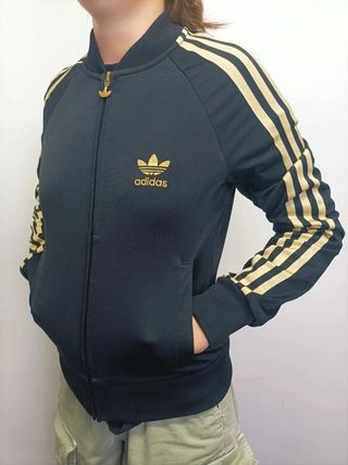 Chaqueta Adidas Originals Negra y Dorada