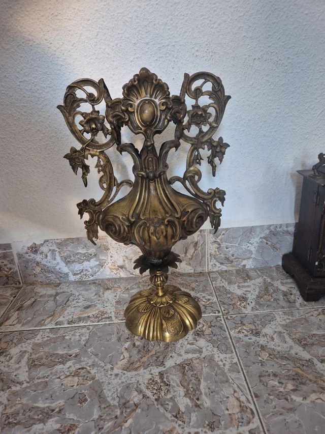 Florero Antiguo Bronce