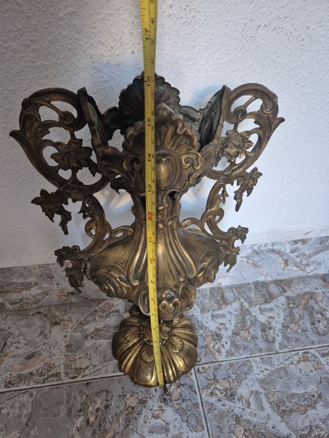 Florero Antiguo Bronce