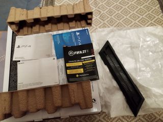 Caja PS4 Slim Jet Black