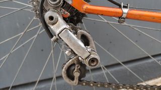 Bicicleta SUPERIA equipada CON ZEUS