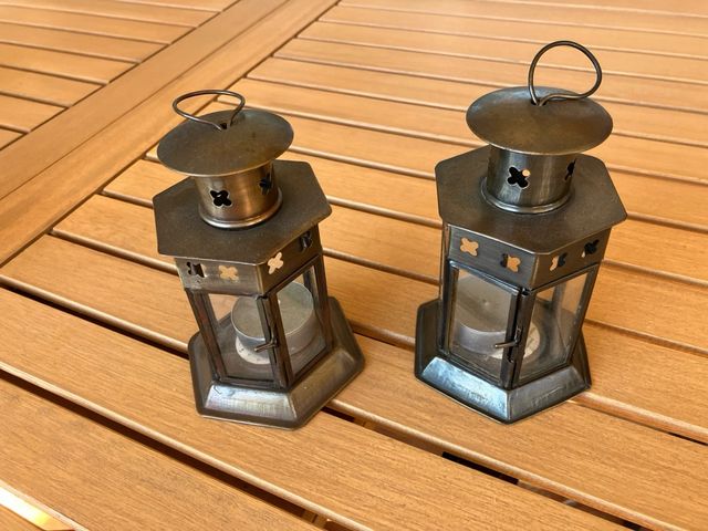 Portacandele dorati (set di 2)