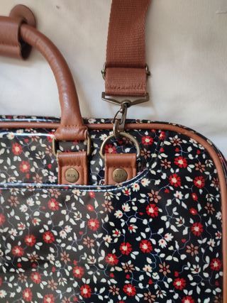 Maletín portátil floral
