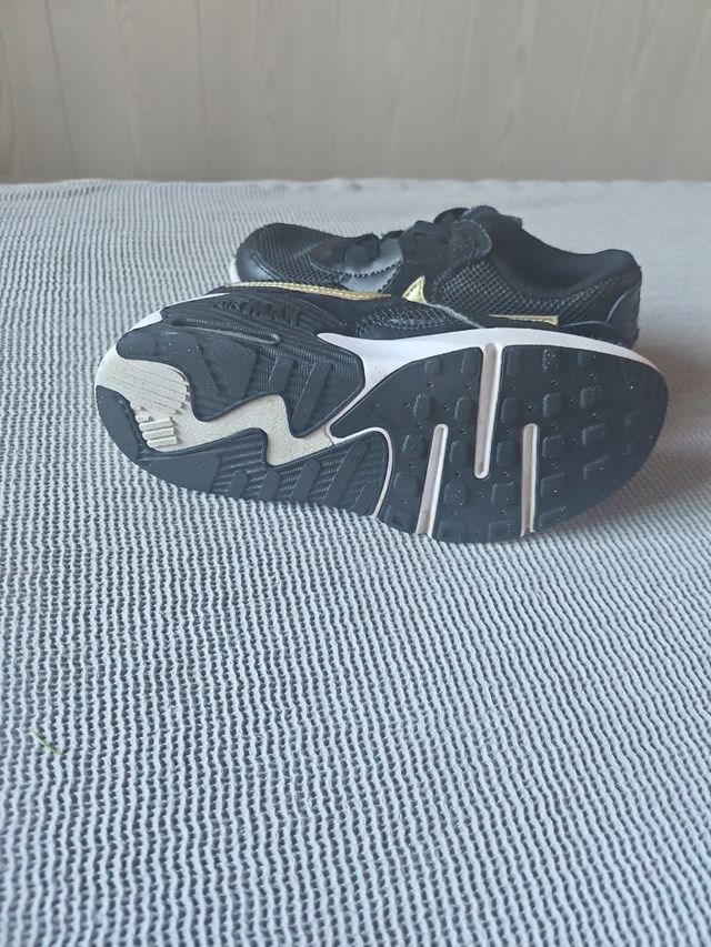 Scarpe Nike Air Max da ragazza taglia 28.5