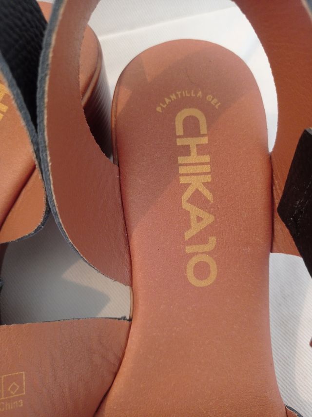 Sandalias Chika10 Tira Ancha.