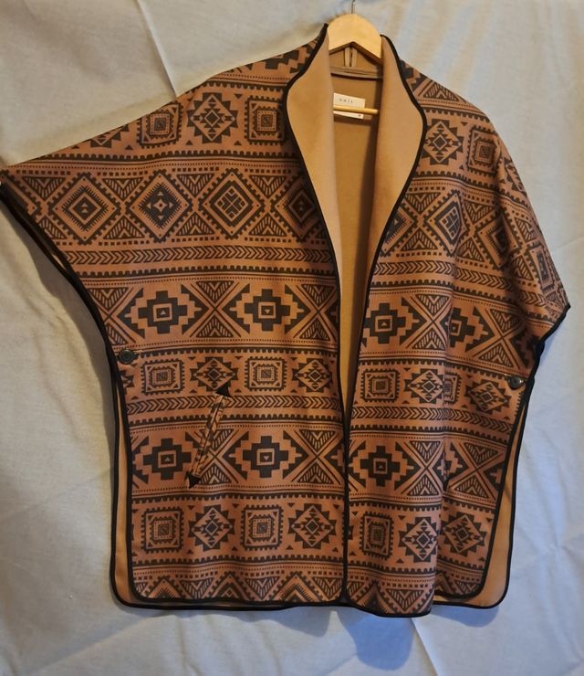 Capa Estampada Marca Unit