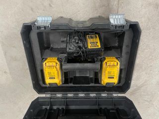 Taladro Percutor DeWalt XR