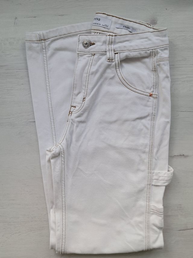 Vaquero cargo bershka blanco