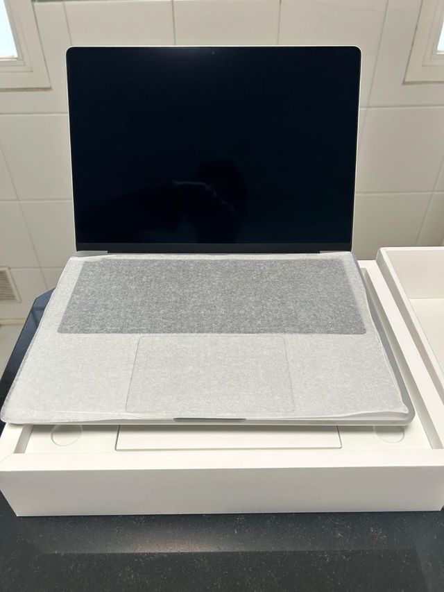 Apple MacBook Pro Caja Vacía