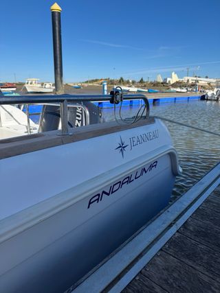 Barco Jeanneau 