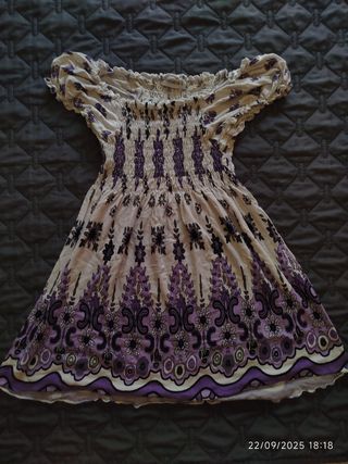 Conjunto camiseta de verano con estampado floral