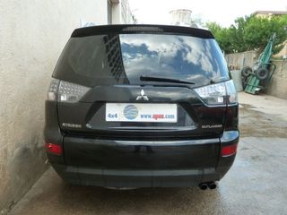 Mitsubishi Outlander 2.2 4WD 7 plazas