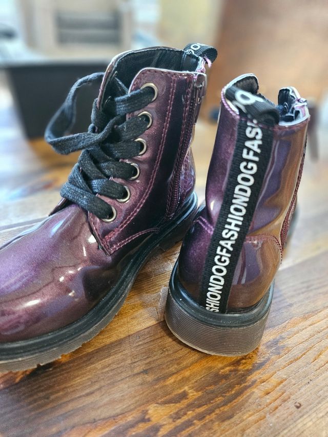 Stivaletti da bambina taglia 26 viola