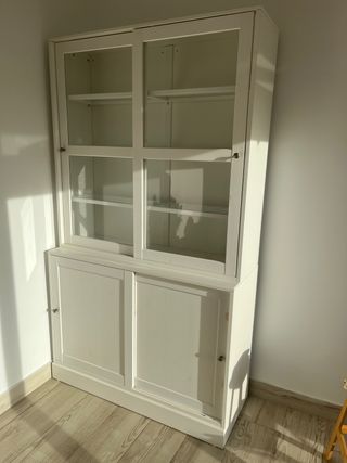 Vitrina Blanca con Puertas Correderas