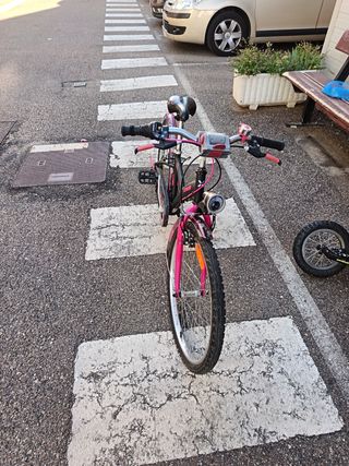 Bicicleta niña BTWIN rosa