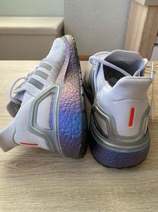 Zapatillas Adidas Ultraboost 20 Grises y Moradas