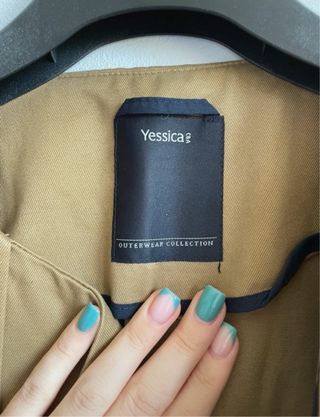 Gabardina C&A Marrón
