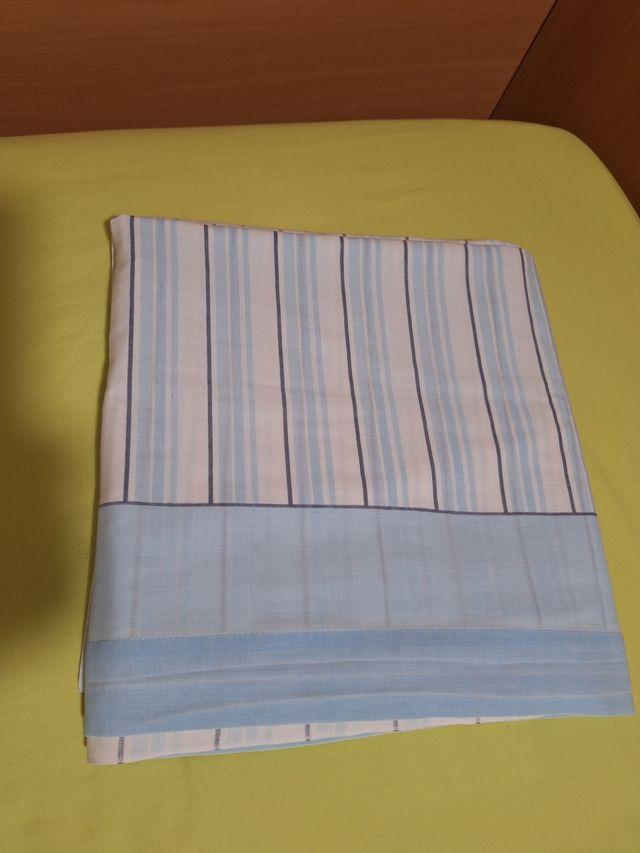 Sabana Cama 135 Rayas Azul y Blanco