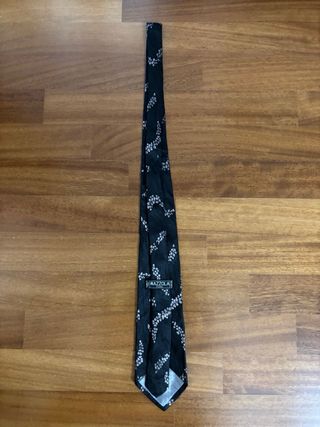 Cravatta nera con fantasia bianca